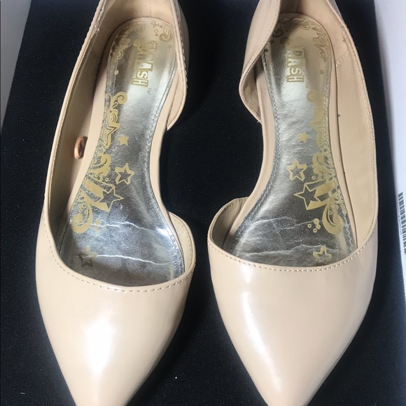 Cream flats - Picture 3 of 3